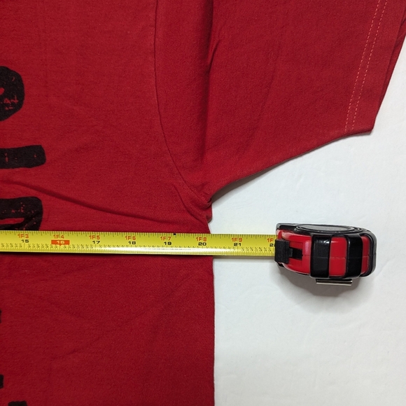 Stone Cold Steve Austin red shirt. 3:16 WWE mens large. Used. Ripple Junction - Picture 5 of 7